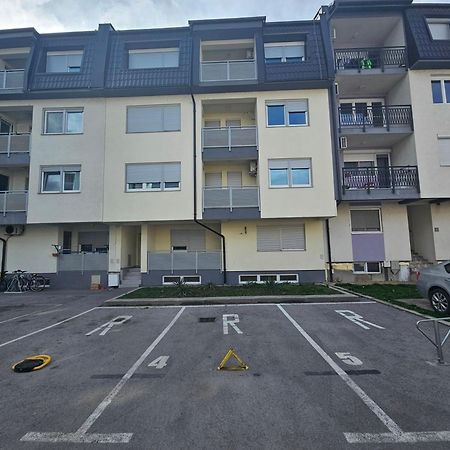 Apartament Stan Na Dan Mici Brčko Zewnętrze zdjęcie
