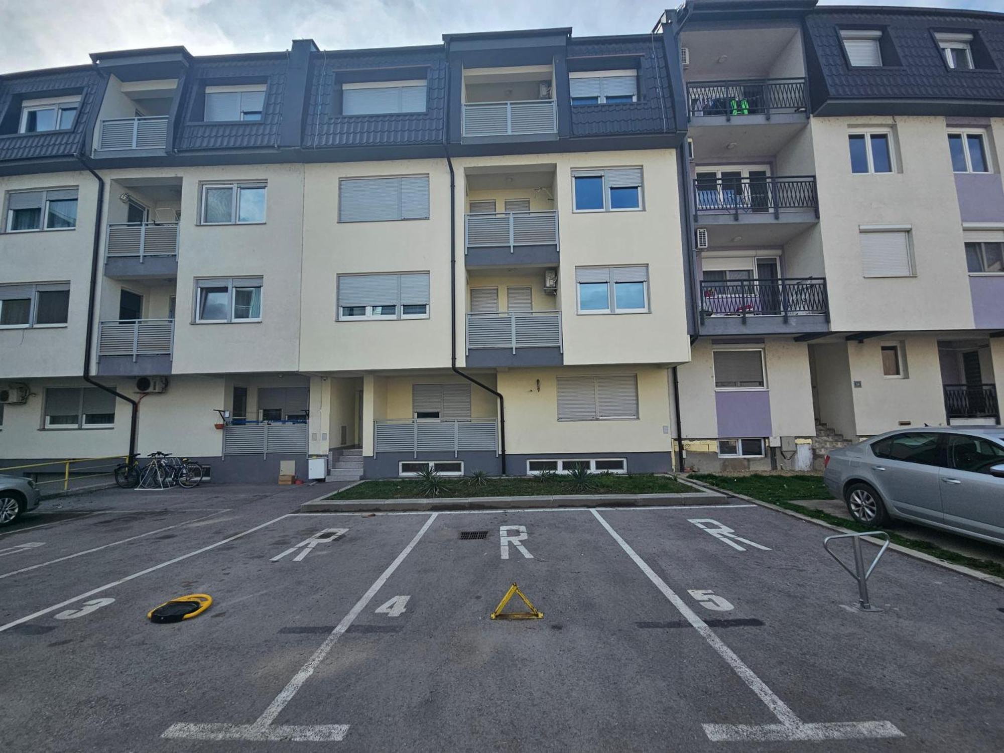 Apartament Stan Na Dan Mici Brčko Zewnętrze zdjęcie